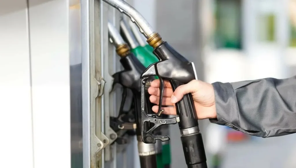 Benzine Zam Geliyor