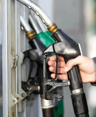 Benzine Zam Geliyor