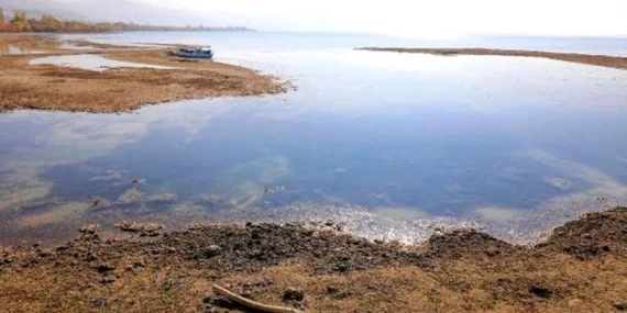 Eğirdir Gölü’nde Alarm Zilleri: Kuruma ve Kirlilik Tehdidi Büyüyor