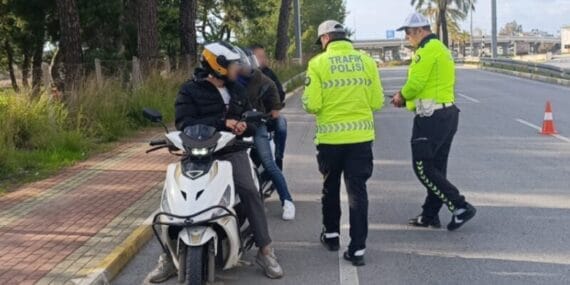 ISPARTA’DA ÇOCUK VE GENÇLERİN GÜVENLİĞİ İÇİN DENETİMLER SÜRÜYOR