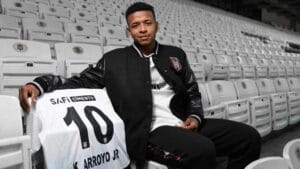 Beşiktaş’ın yeni 10 numarası imzayı attı