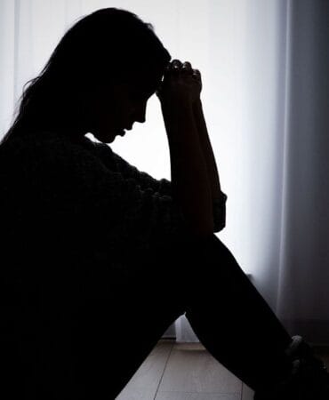 Nöroloji uzmanı uyardı: Depresyon demans riskini iki kat artırabilir