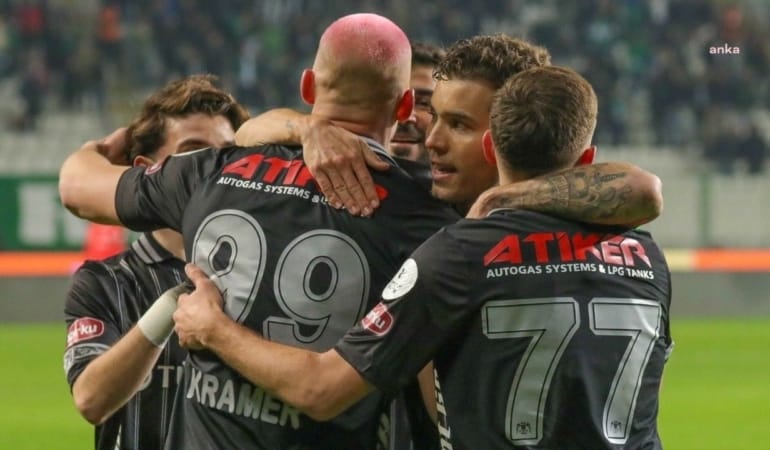 Konyaspor 3 attı, 3 aldı