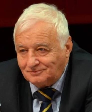 Fenerbahçeli eski futbolcu Ogün Altıparmak hayatını kaybetti