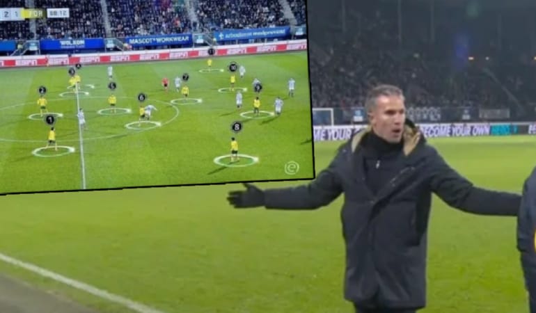 Hollanda'daki skandal maç Robin van Persie'yi çıldırttı! 12 kişi oynadılar