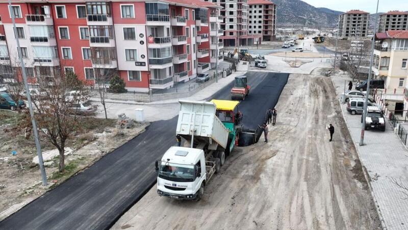 Isparta Deri OSB ile Vatan Mahallesi arasındaki yol asfaltlanıyor