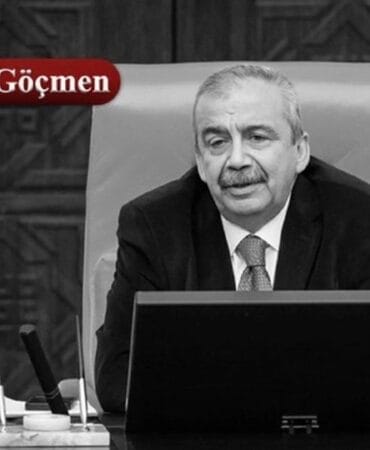 Sırrı Süreyya’nın Cumhuriyet Eleştirisine Yakından Bakınca
