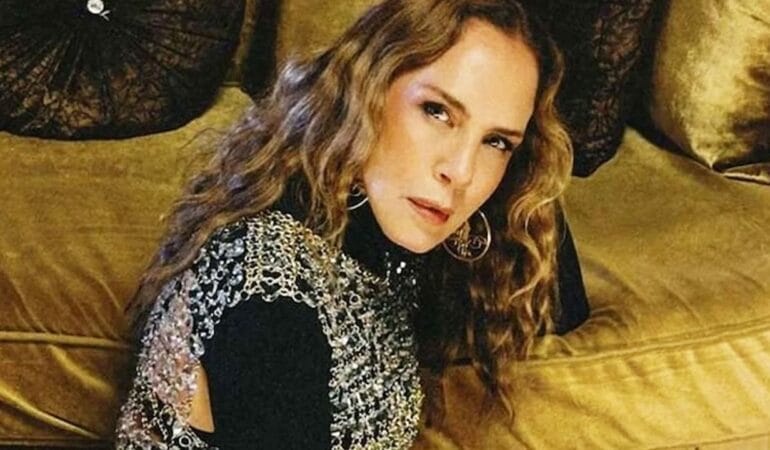 Kendi şarkılarını paylaşan Sertab Erener'e dava açıldı