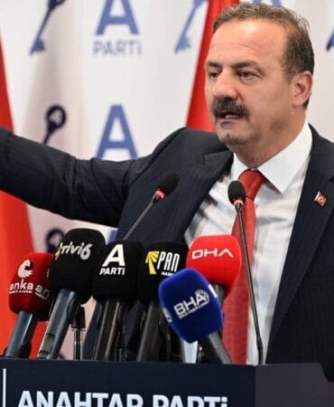 Ağıralioğlu referandum çağrısını yineledi: Vuranlara soruyorsunuz vurulanlara da soracaksınız