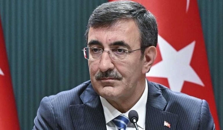 Cevdet Yılmaz: “Cari açığın seyri ekonomik direncimizi artırıyor”