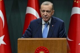 Cumhurbaşkanı Erdoğan: Eline mikrofon alıp sokağa çıkan herkes gazeteci değildir