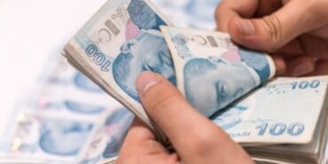 Bankacılık sektörünün mevduatı azaldı