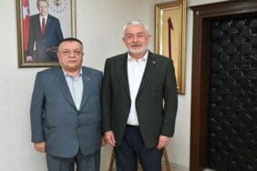 Isparta'da emeklilerden Başkan Başdeğirmen’e hizmet teşekkürü