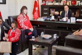 Dünya şampiyonundan anlamlı ziyaret