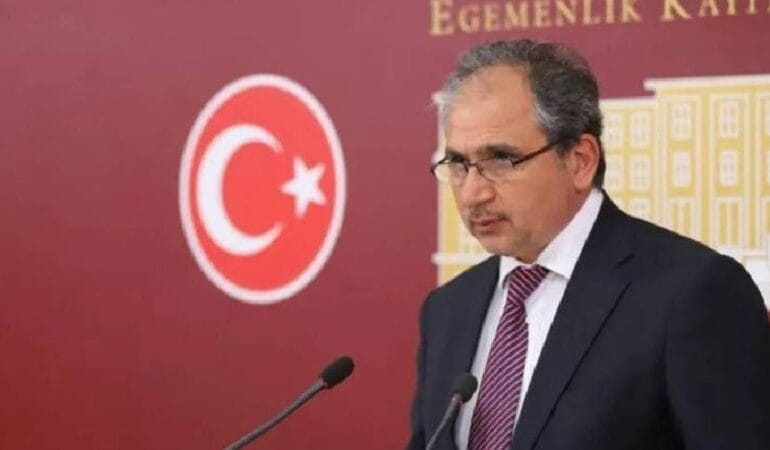 AKP'li vekilden ilginç döviz önerisi: vatandaşa yasaklansın