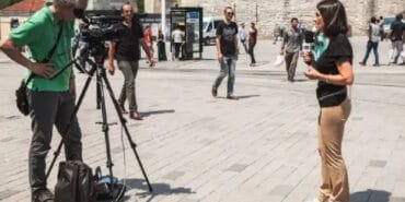 MHP'den 'sokak röportajları kontrol altına alınsın' teklifi
