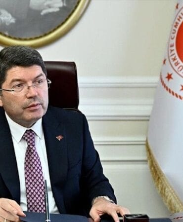 Bakan Tunç:  Türkiye bu yüzyıla damgasını vuracaksa terörün olmadığı bir Türkiye'yle vuracak