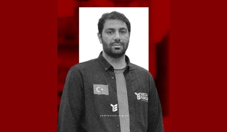 Gazze için yola çıkan Topkan ailesi üç gündür Mısır’da gözaltında