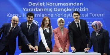 Devletin şefkatiyle büyüyen gençler kamuda göreve başlıyor