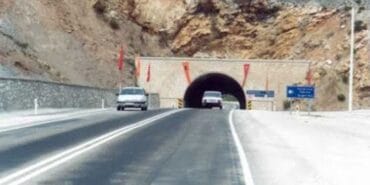 AK Parti Isparta Milletvekillerine yol eleştirisi! "Bu yolda daha kaç kişi ölecek?"