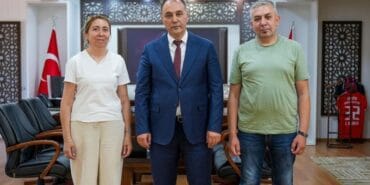 Emekli polisin oğlu hayata tutunmak için destek bekliyor