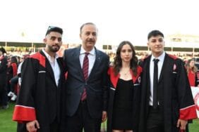 SDÜ’de mezuniyet coşkusu