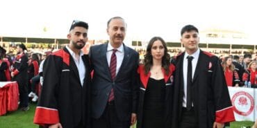 SDÜ’de mezuniyet coşkusu