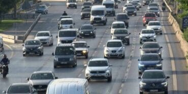 Bayram sonrası ilk iş günü! İstanbul'da trafik yoğunluğu