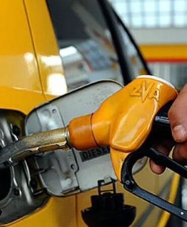 İndirim kısa sürdü! Motorin yeniden 50 TL'nin üzerine çıktı