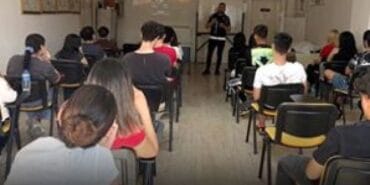 Isparta’da Narkorehber Eğitimleri Sürüyor