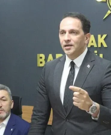 AK Parti’den Disiplin Sevkinden Sonra İstifa: Avukat Birinci Siyaseti Bıraktı