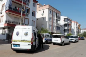 Eski Eşin Bıçaklı Saldırısı: Antalya’da 2 Yaralı, 1’i Ağırlık