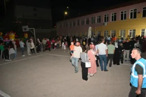 Isparta Belediyesi Yaz Akşamları Sineması: Mahallelerde Birlik ve Beraberliği Güçlendiriyor