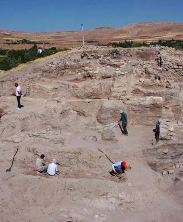 Elazığ’da yaklaşık 6 bin yıllık buluntular gün yüzüne çıkarıldı