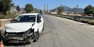 Eğirdir’de Viraj Kazası: 3 Yaralı