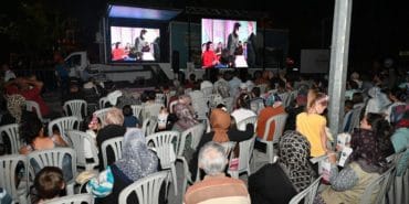 Isparta Belediyesi’nin Yaz Akşamları Mahalle Sineması Devam Ediyor