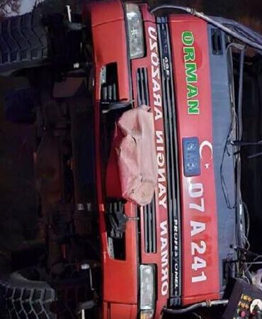 Yangın dönüşü arazöz devrildi; 2 işçi yaralandı