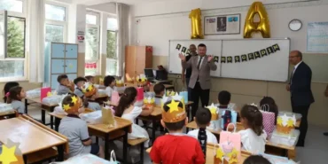 İl Millî Eğitim Müdürü Ocak, Uyum Haftası’nda Miniklerle Buluştu