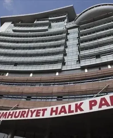 CHP İstanbul İl Başkanlığı Kayyum Heyeti’nde Daha Fazla Ayrılık