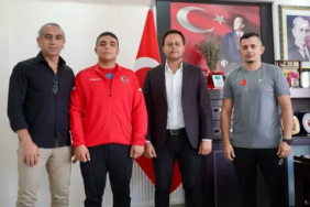 Ispartalı Güreşçi Can Polat Akbay, Türkiye Şampiyonasında Çifte Altın Madalya Kazandı
