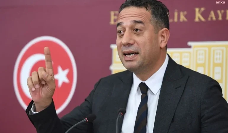 İstanbul’daki CHP İl Başkanlığı Ablukası Sonrası İnternet Bant Genişliği Kısıtlaması