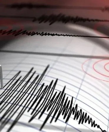 Ege Denizi’nde 4.8 Büyüklüğünde Deprem