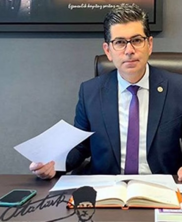 Isparta Gülüne Destek Yok: CHP, Bakan Yumaklı'yı Soru Önergesiyle Takip Ediyor