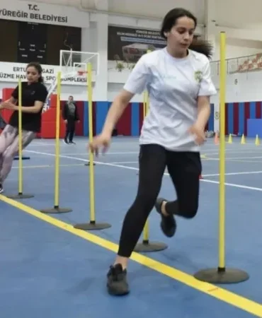 Karamanlı’da Polislik ve Astsubaylık Sınavlarına Hazırlık Atletizm Kursu