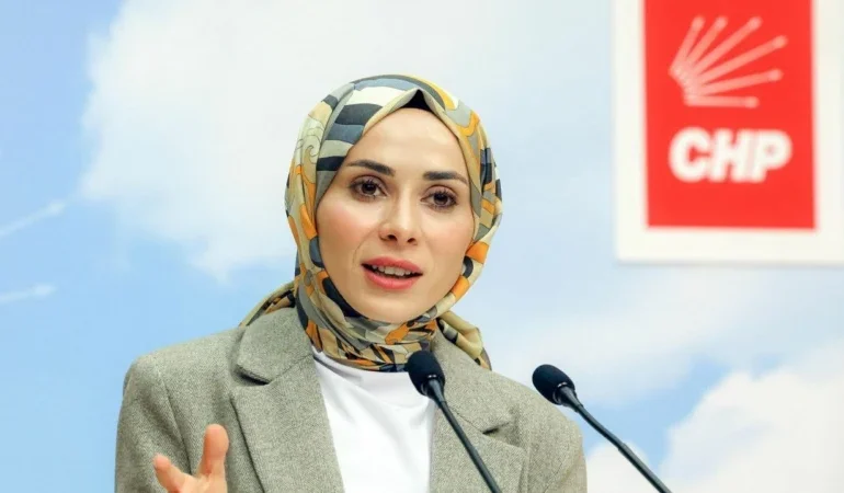 CHP Genel Başkan Yardımcısı Kılıç ve Ekibi, Parti Binasına Giriş Sırasında Darbedildi