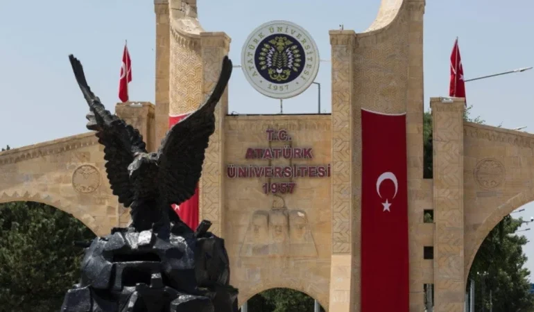 Sayıştay Raporuyla Ortaya Çıkan Usulsüzlük: Atatürk Üniversitesi’nde Mevzuata Aykırı Dekanlık Kuruldu