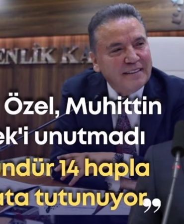 CHP Lideri Özel’in ‘Boş Koltuk’ Vurgusu Antalya Siyasetinde Yeni Tartışma Başlattı