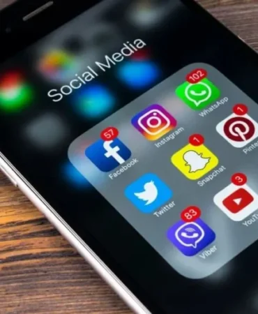 Popüler Uygulamada Ücretli Dönem: Snapchat Geçmiş Paylaşımlara Erişimi Sınırlıyor