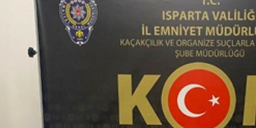 Isparta’da Yasa Dışı Silahlanmaya Büyük Darbe: Bir Adreste Cephanelik Ele Geçirildi