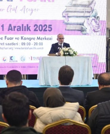 Isparta Kitap Fuarı’nda Yenişehirlioğlu İlgisi